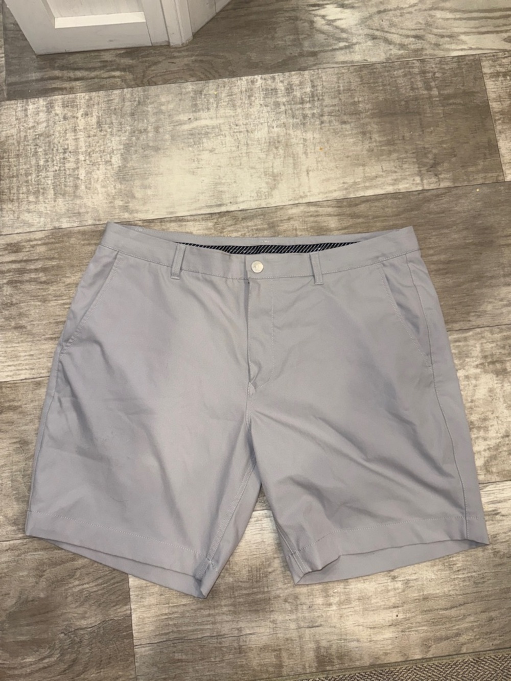 Bonobos Light Gray Men's Flat Front Shorts